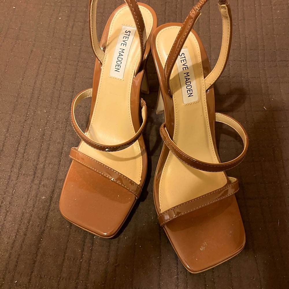 Steve Madden Strappy brown